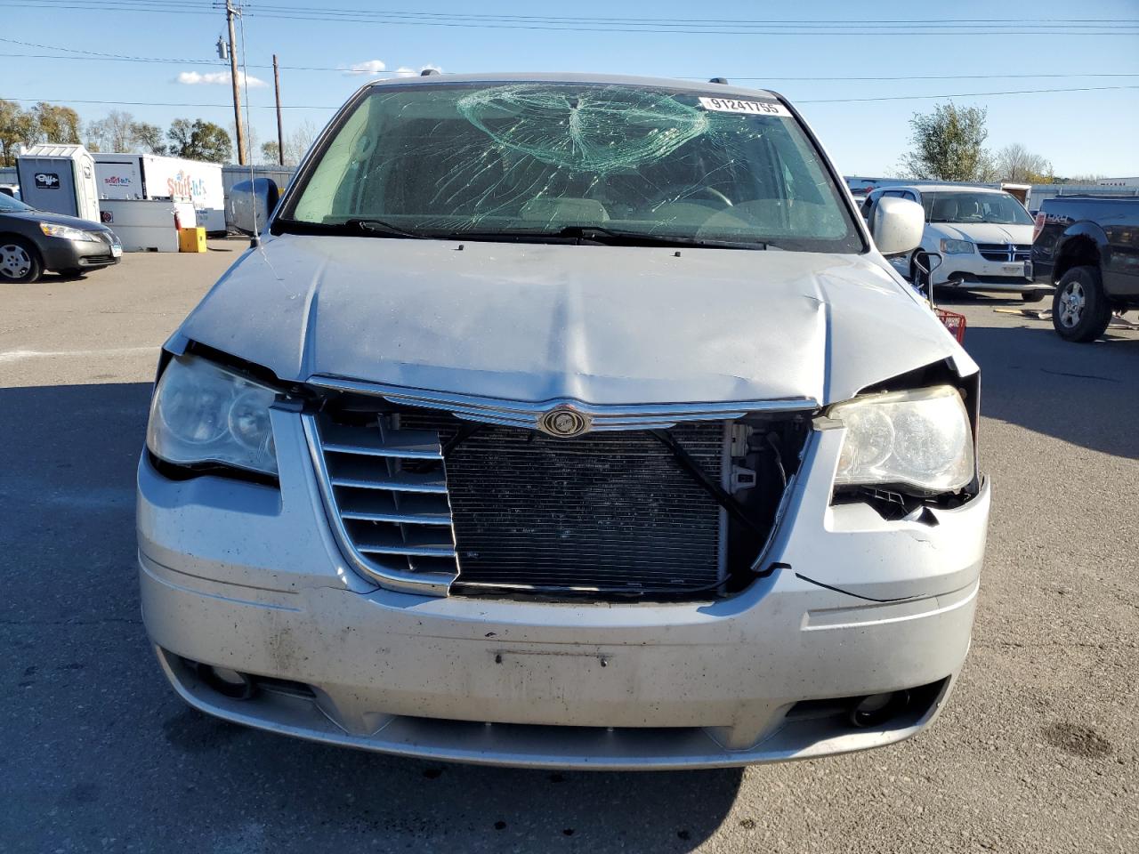 CHRYSLER TOWN & COUNTRY TOURING