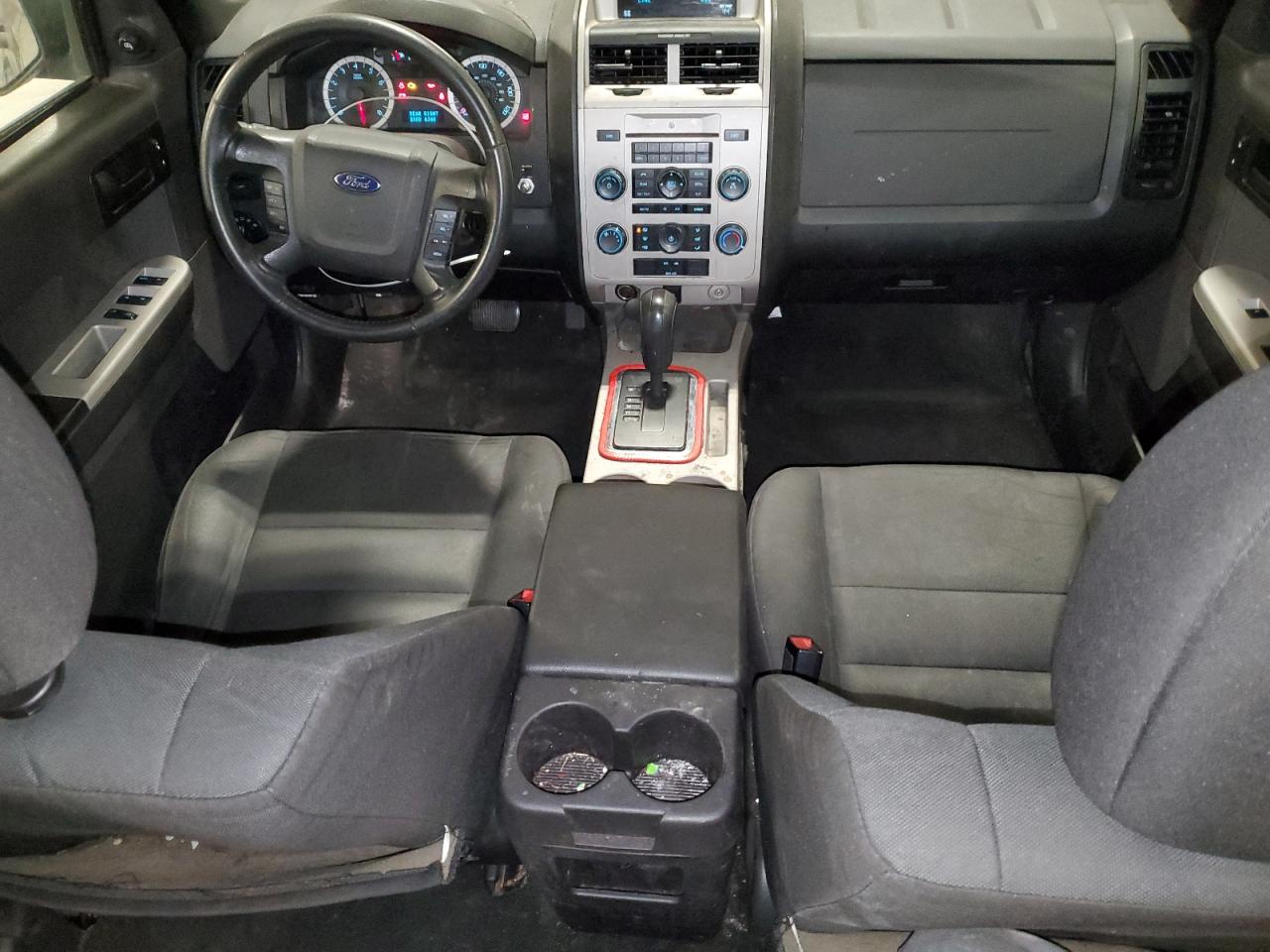FORD ESCAPE XLT