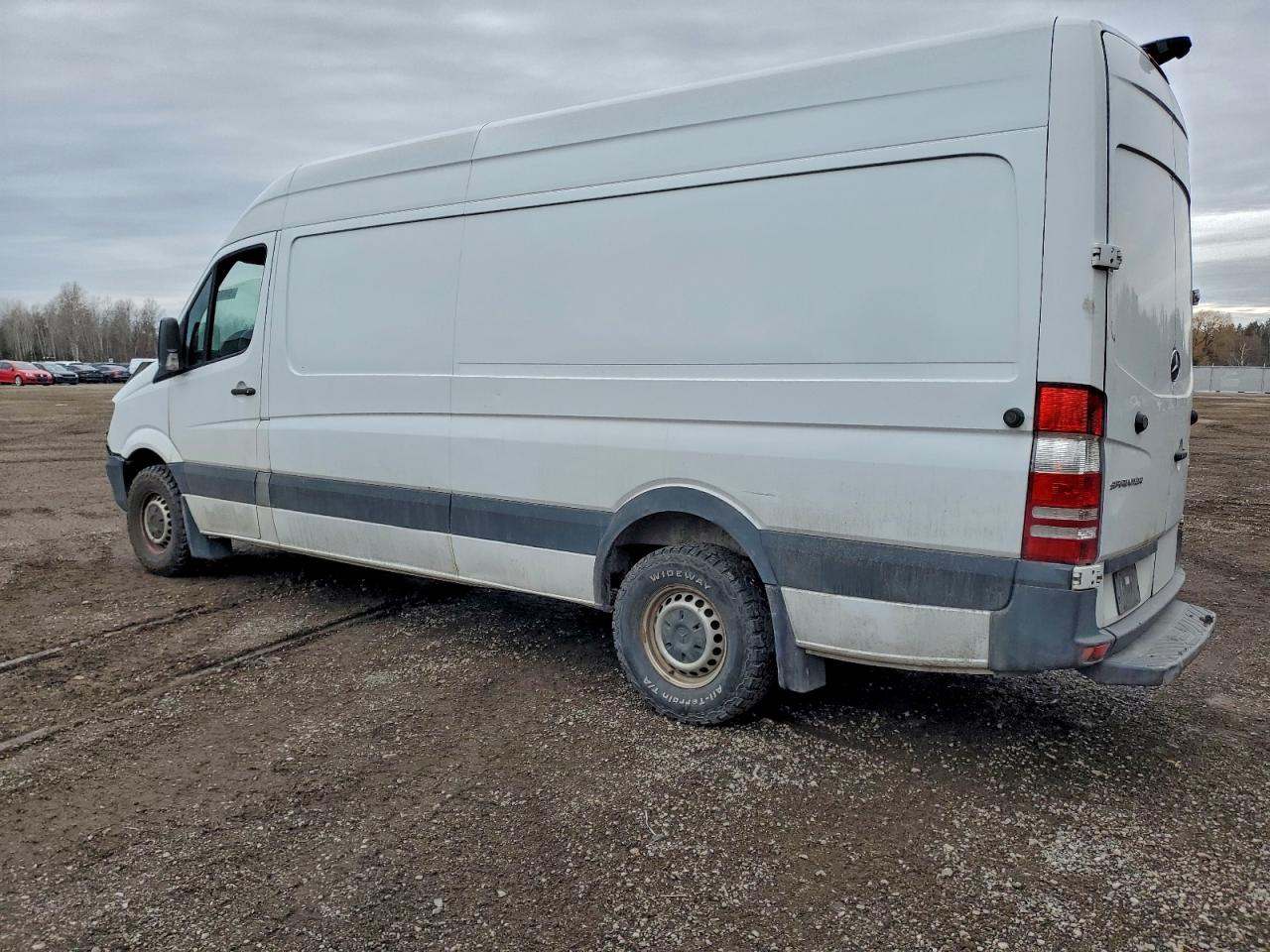 MERCEDES-BENZ SPRINTER 2500