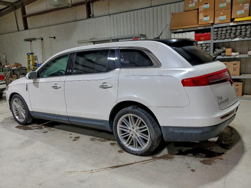 2013 LINCOLN MKT #3297942778