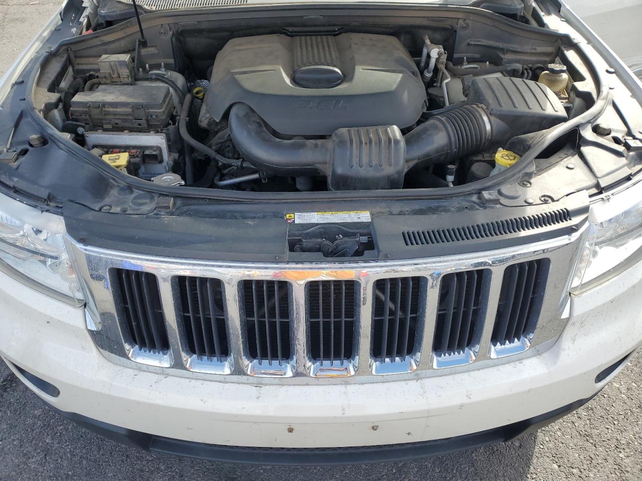 JEEP GRAND CHEROKEE LAREDO