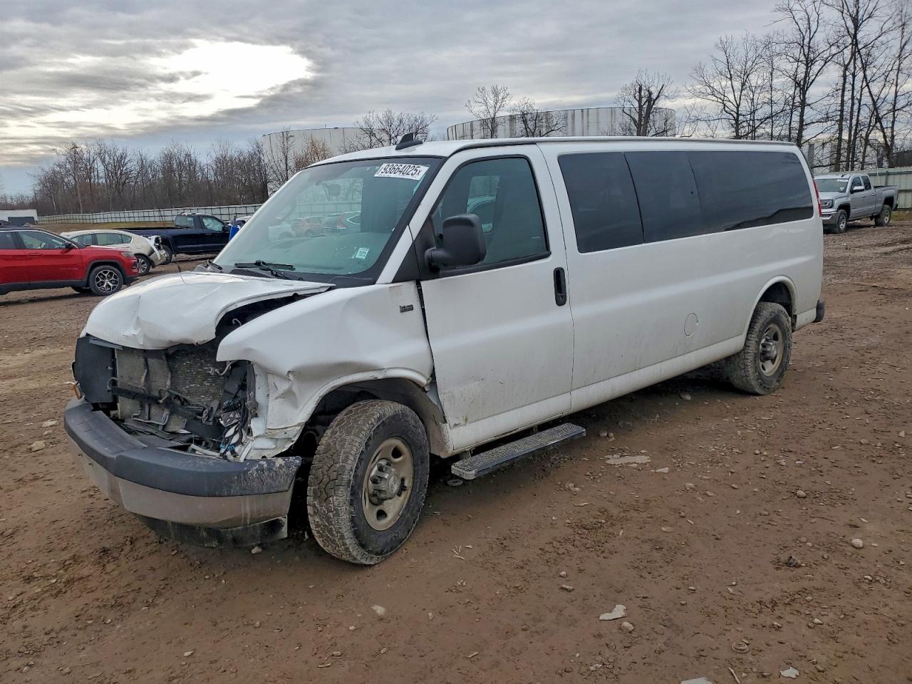 CHEVROLET EXPRESS LT