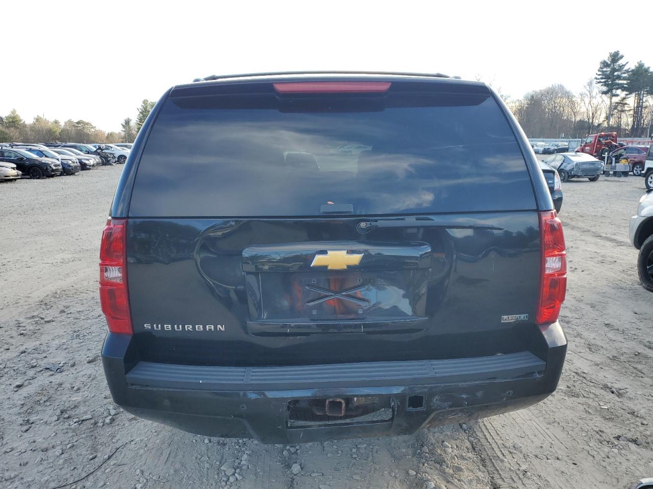 CHEVROLET SUBURBAN K1500 LT