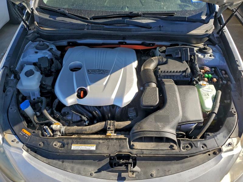 2015 HYUNDAI SONATA HYB - KMHEC4A46FA133852