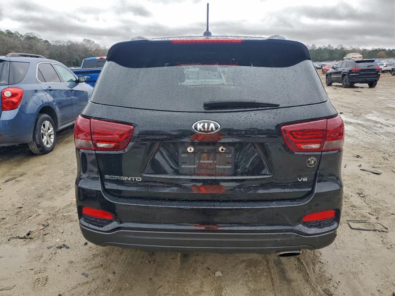 KIA SORENTO LX