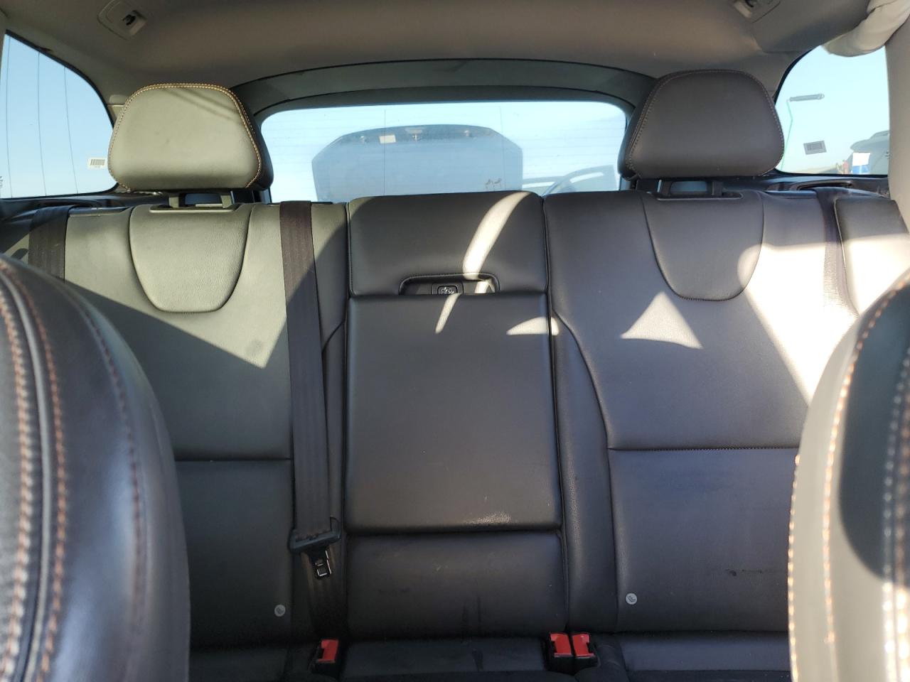 VOLVO XC60 T5 INSCRIPTION