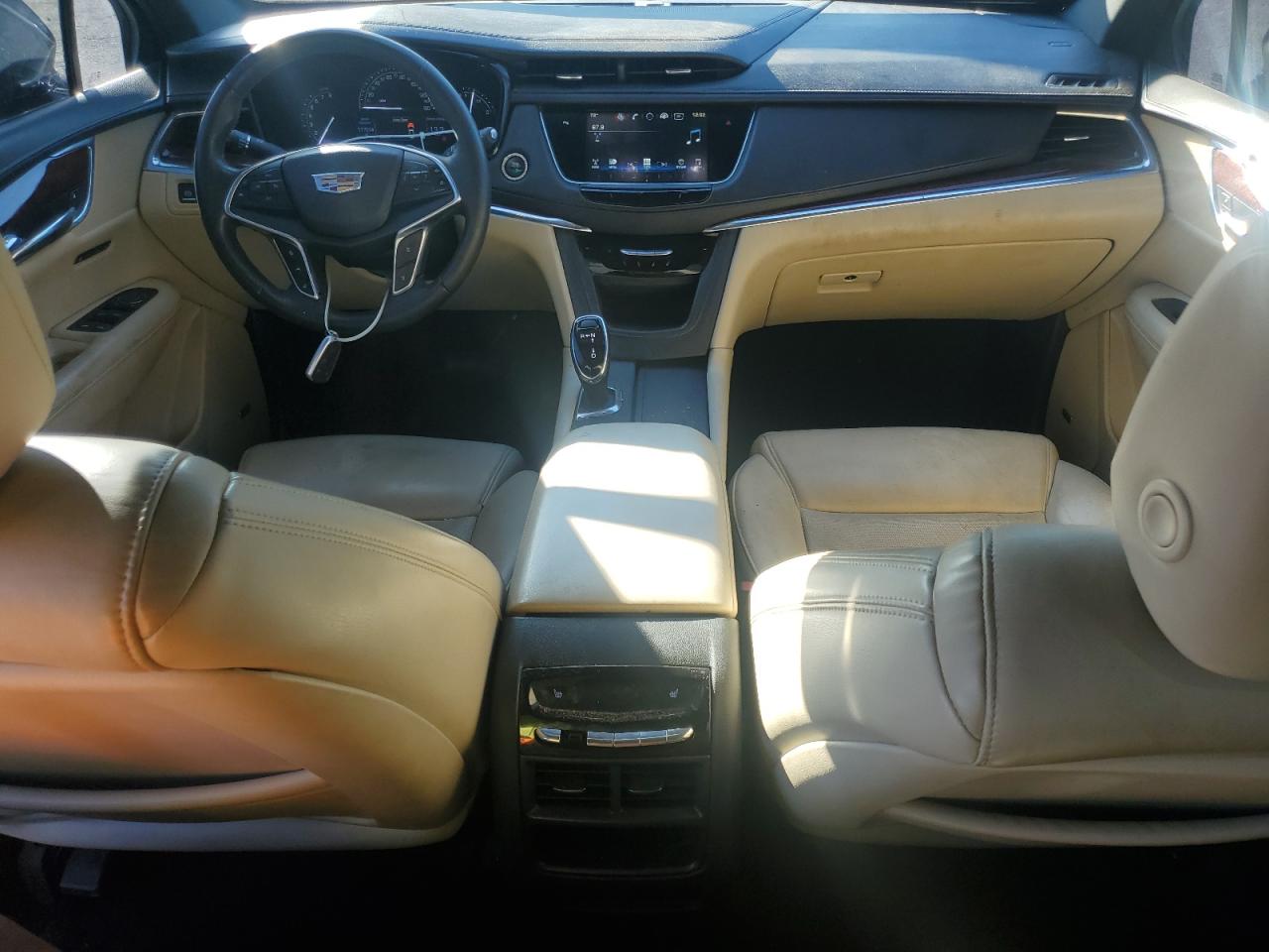 CADILLAC XT5 PREMIUM LUXURY