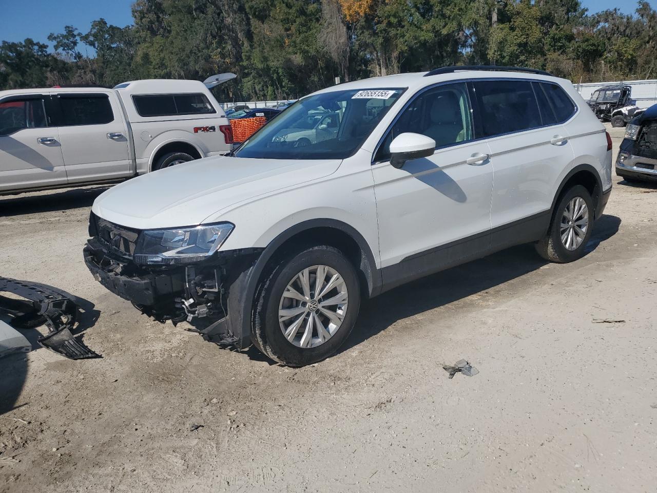 VOLKSWAGEN TIGUAN SE