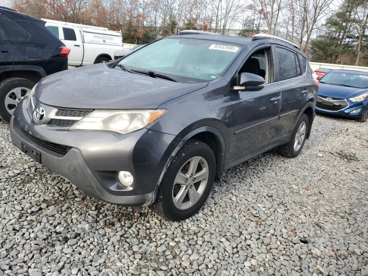 TOYOTA RAV4 XLE