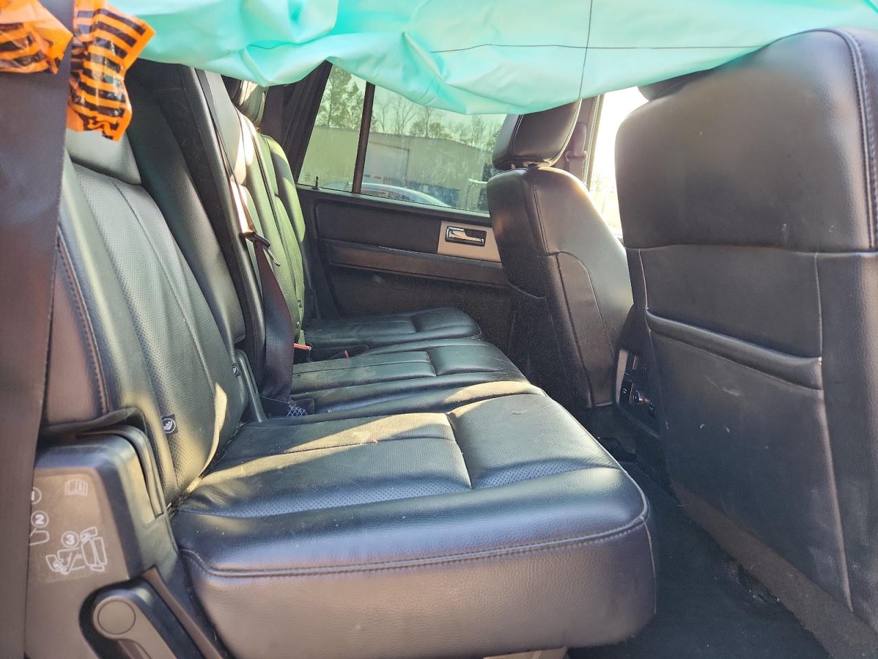 FORD EXPEDITION EL XLT