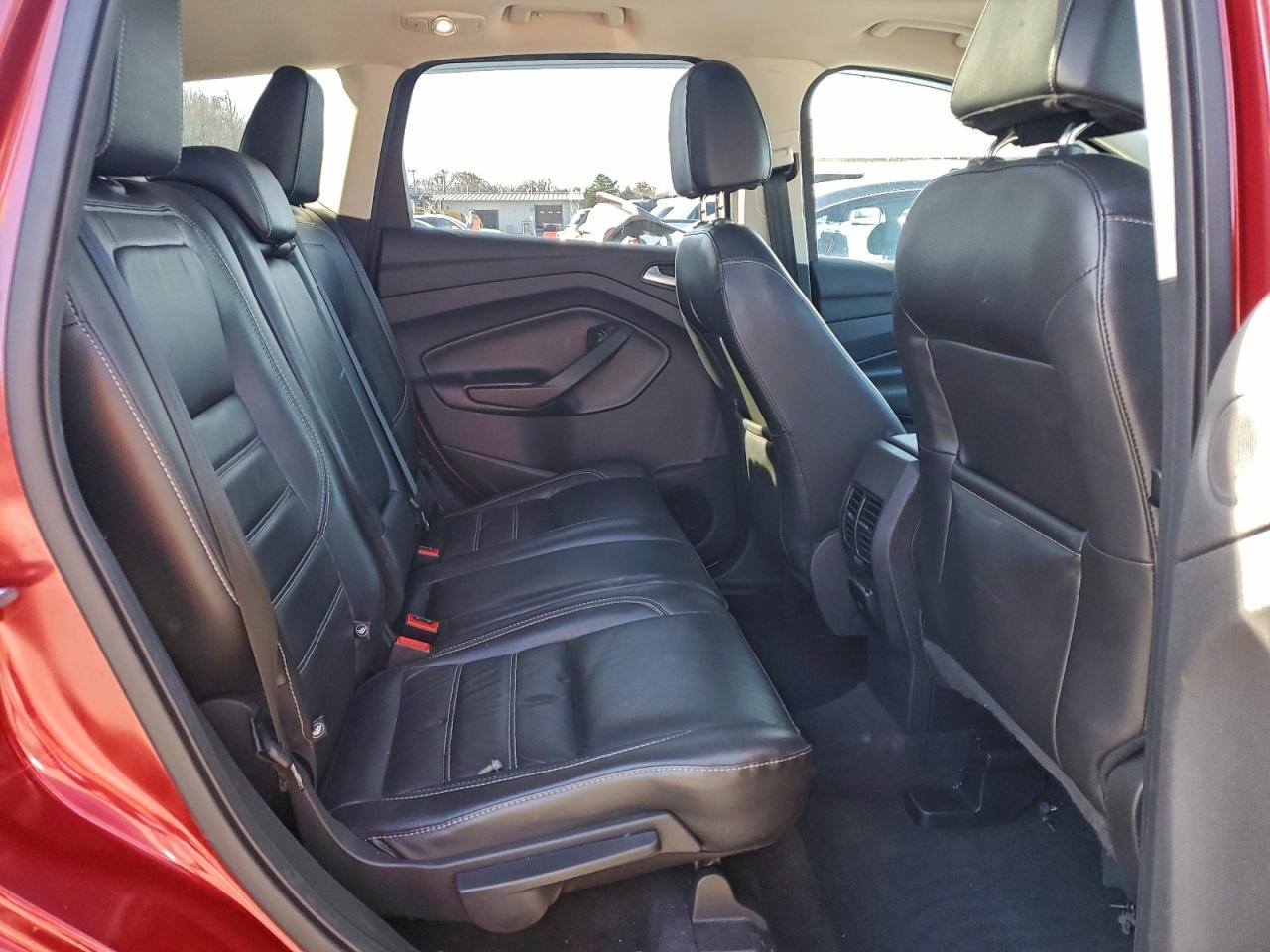 FORD ESCAPE TITANIUM