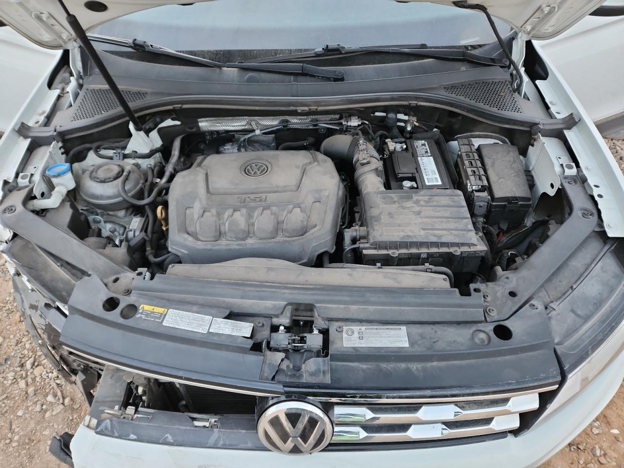 VOLKSWAGEN TIGUAN SE