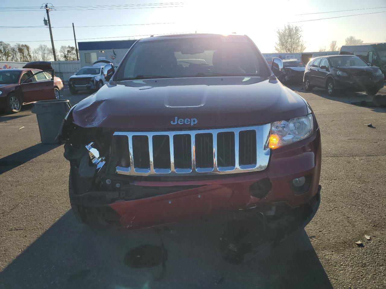 JEEP GRAND CHEROKEE LAREDO