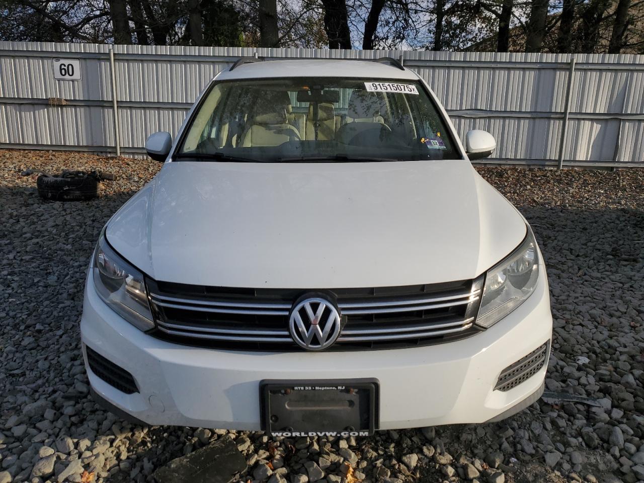 VOLKSWAGEN TIGUAN S