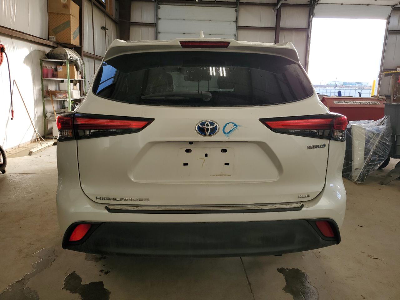 TOYOTA HIGHLANDER HYBRID XLE