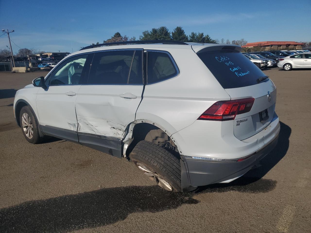 VOLKSWAGEN TIGUAN SE