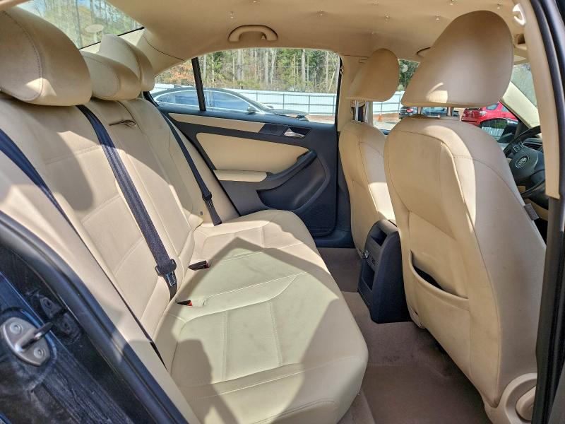 2011 VOLKSWAGEN JETTA SE #3302766457