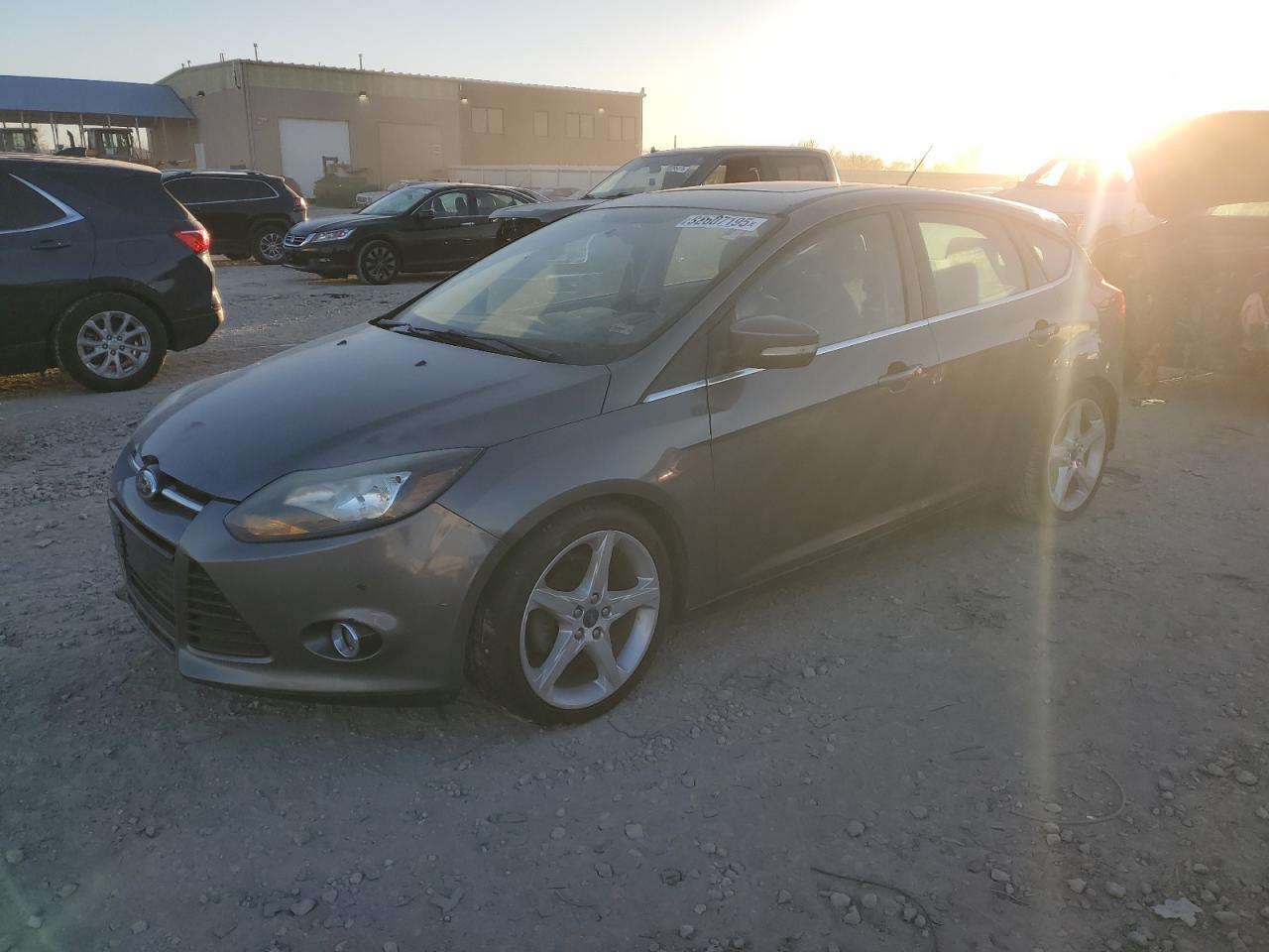 FORD FOCUS TITANIUM