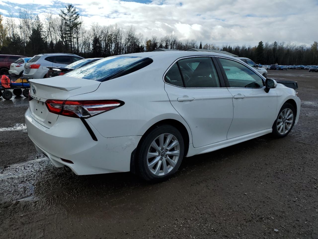 TOYOTA CAMRY SE