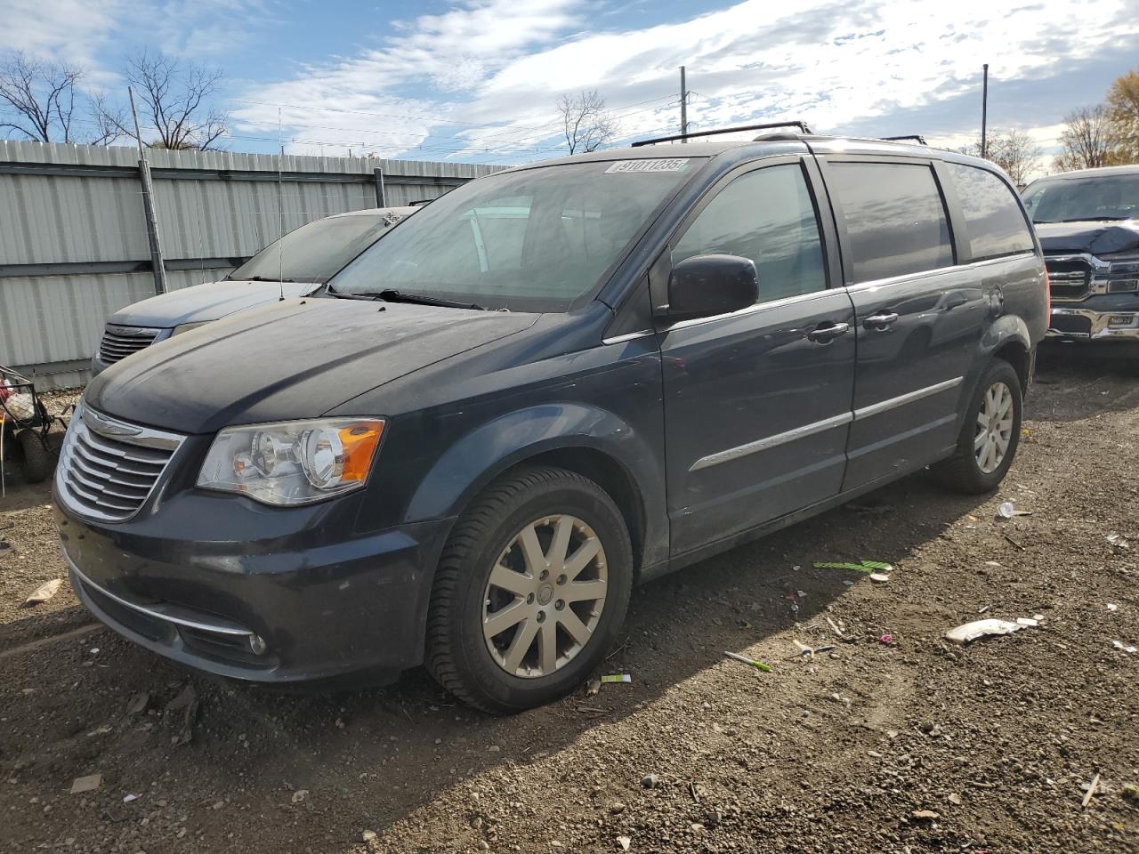 CHRYSLER TOWN & COUNTRY TOURING
