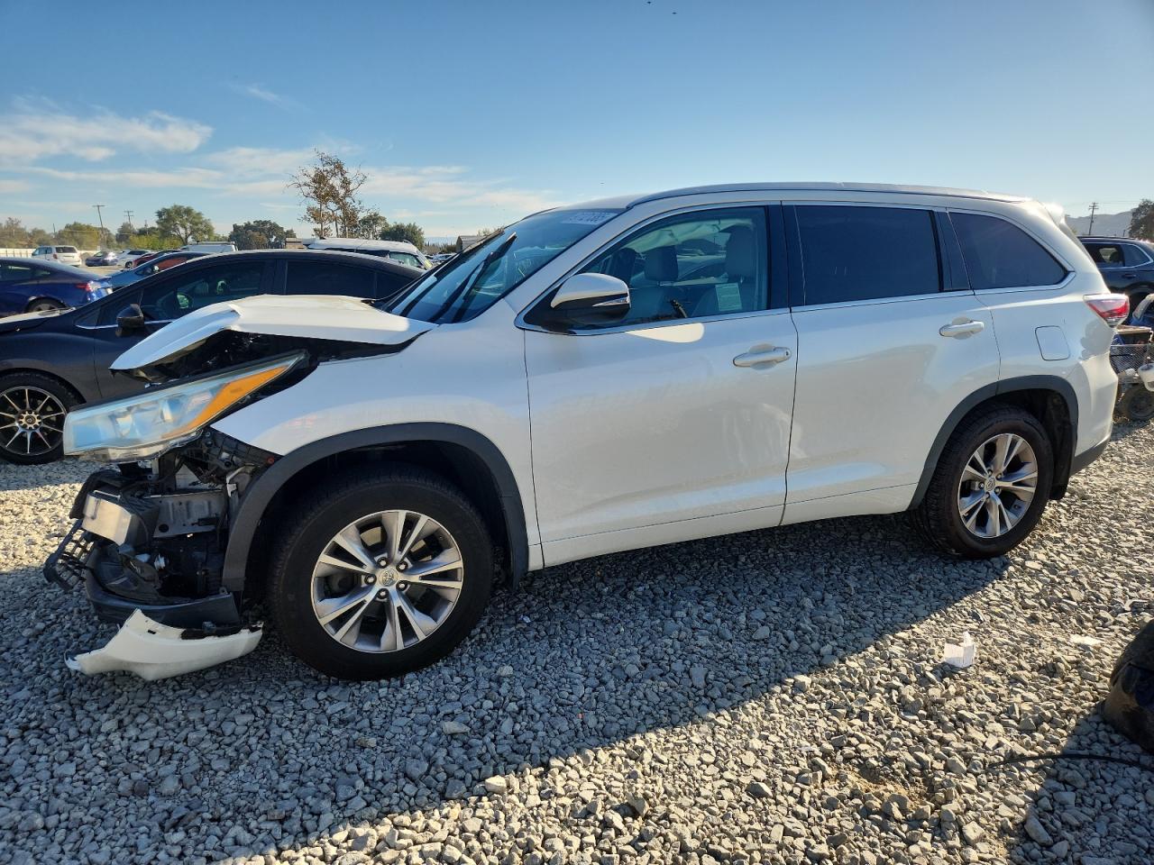 TOYOTA HIGHLANDER XLE