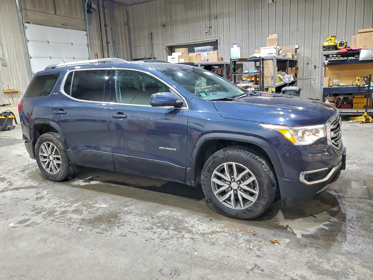 GMC ACADIA SLE
