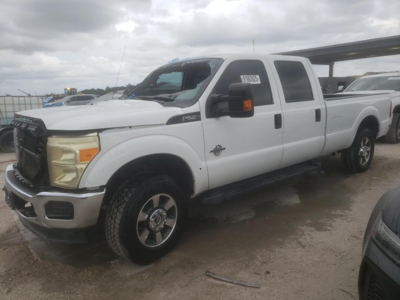 Lot #3282378279 2015 FORD F250 SUPER