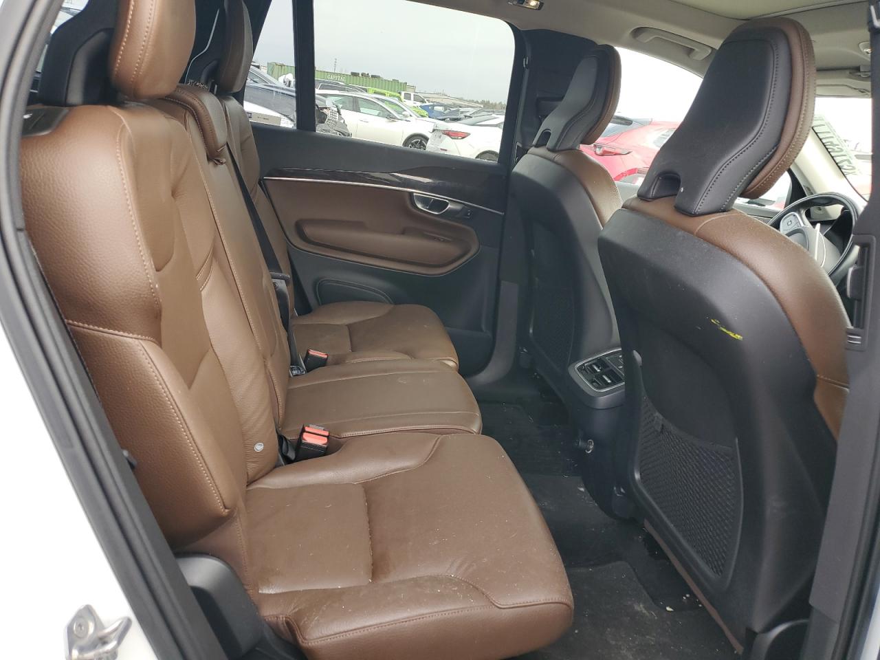 VOLVO XC90 T6 MOMENTUM