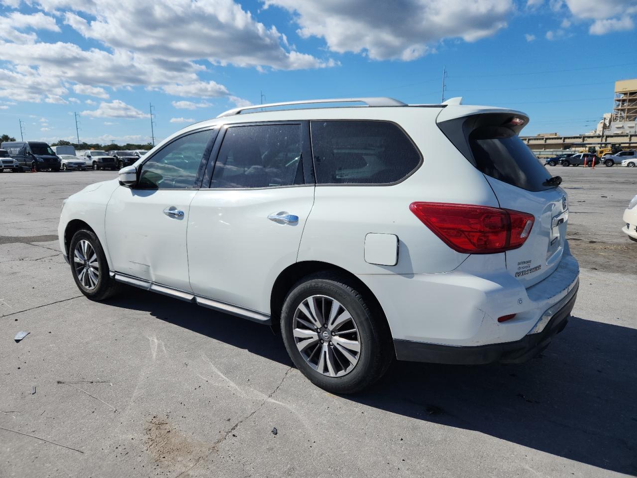 NISSAN PATHFINDER S