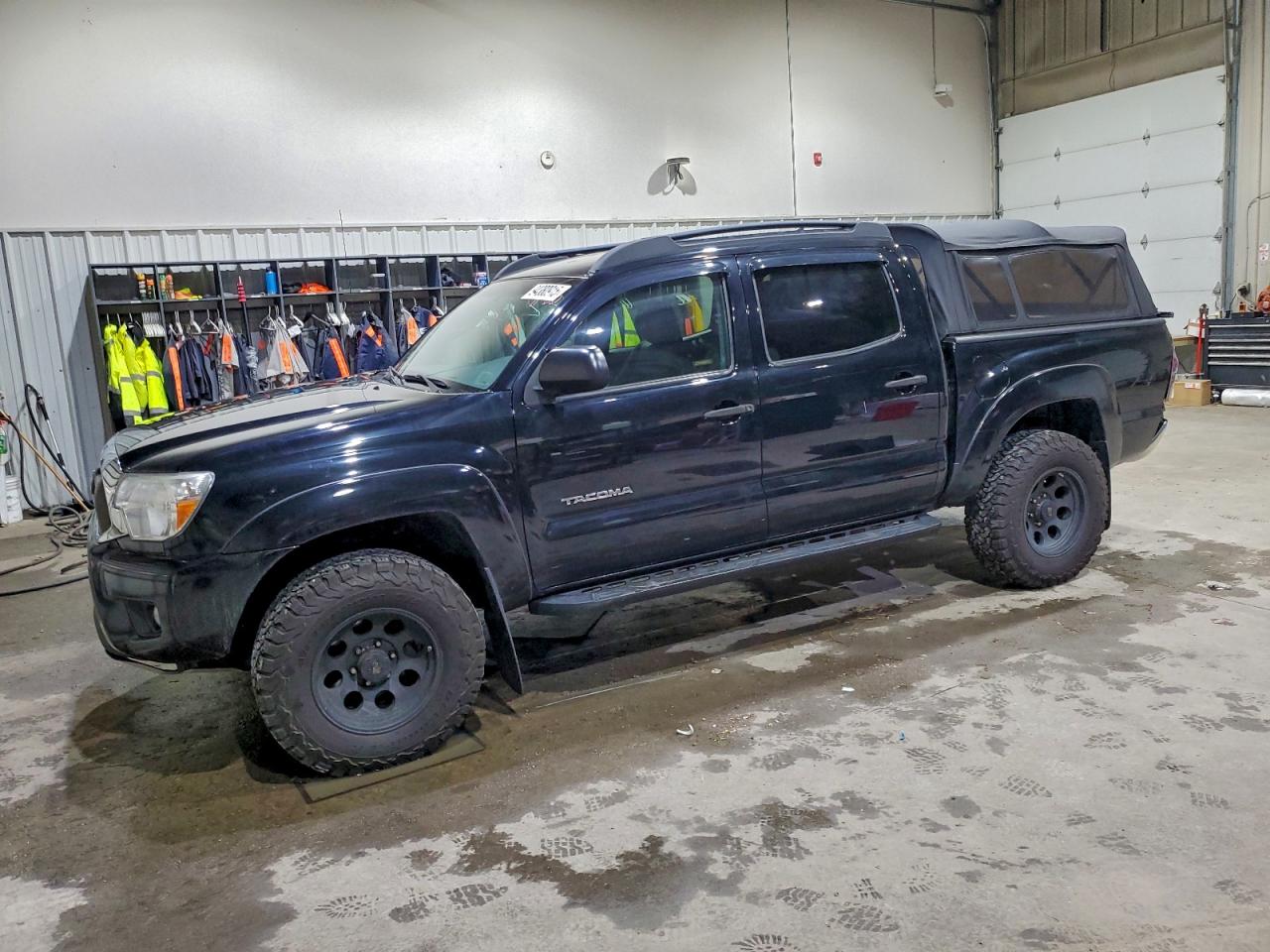 TOYOTA TACOMA DOUBLE CAB