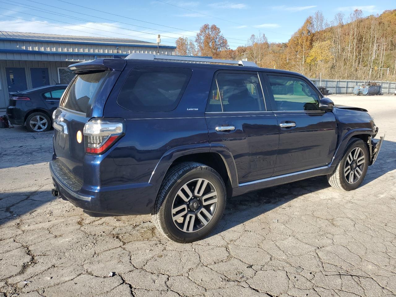 TOYOTA 4RUNNER SR5