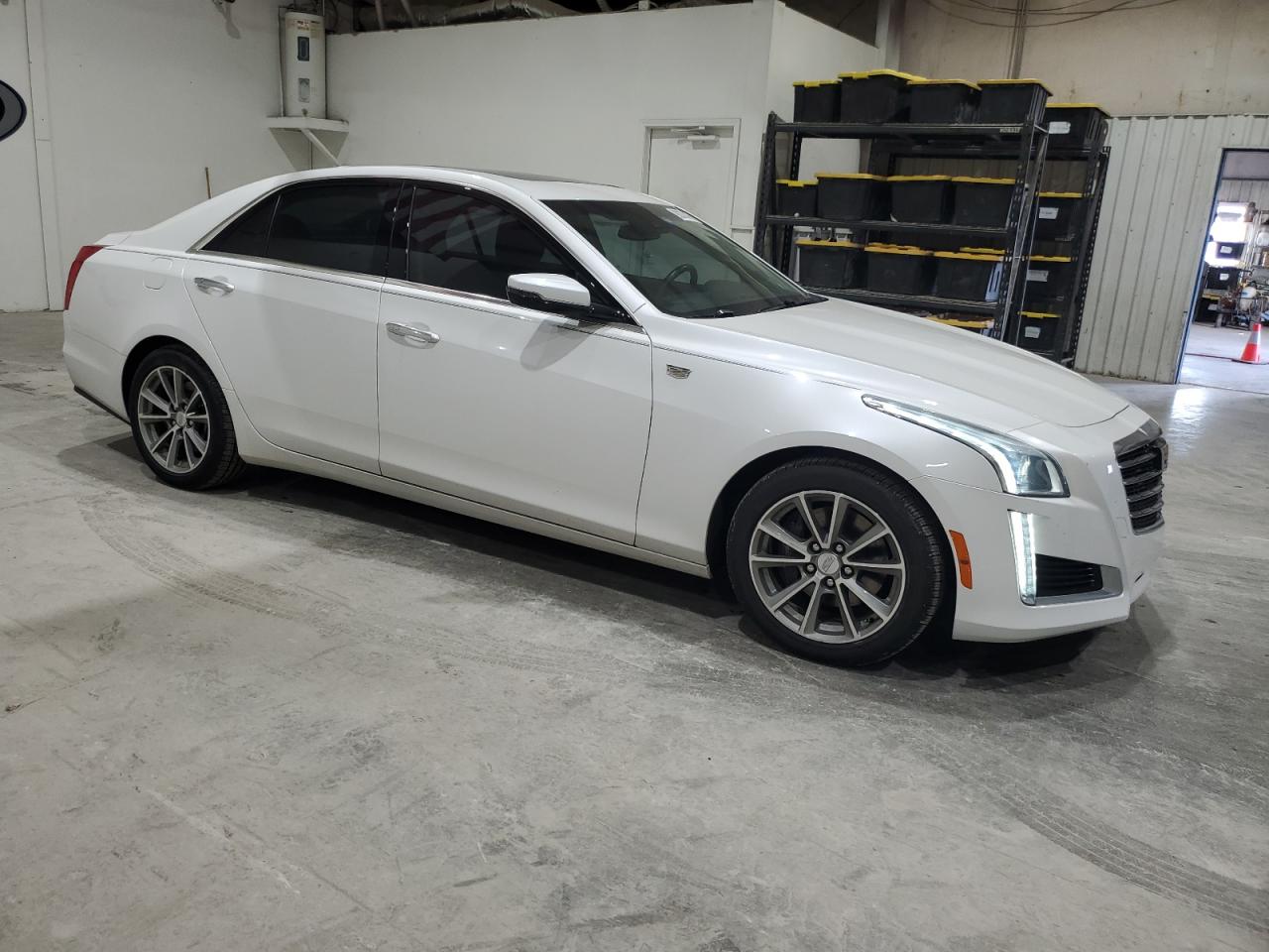 CADILLAC CTS LUXURY