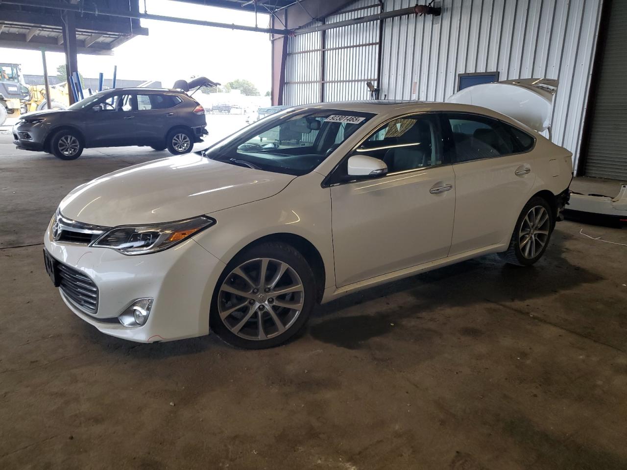 TOYOTA AVALON XLE