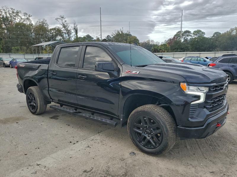 2025 CHEVROLET SILVERADO #3315938098