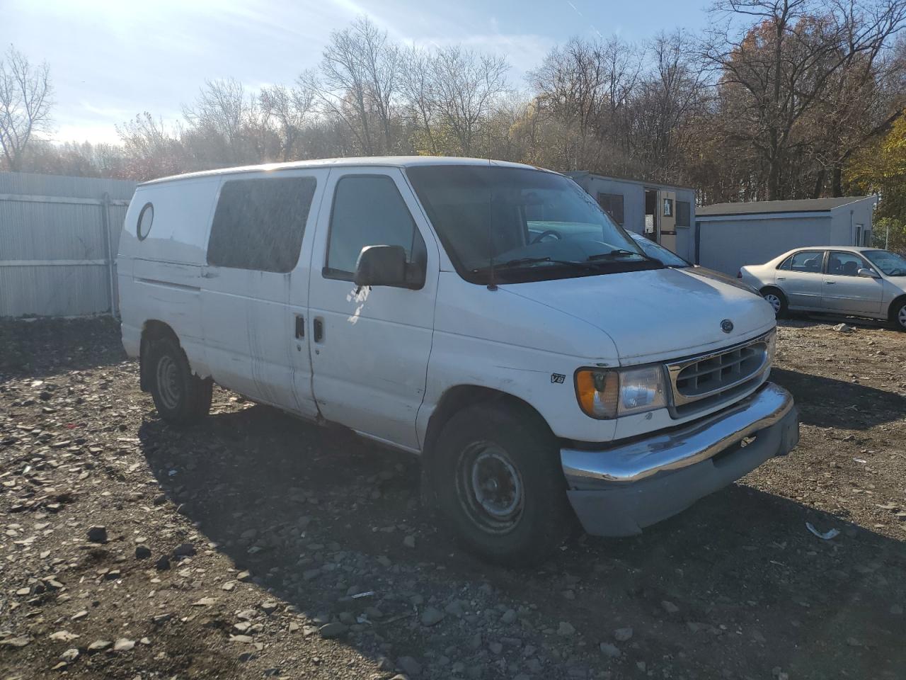 Lot #3293284449 2000 FORD E-250
