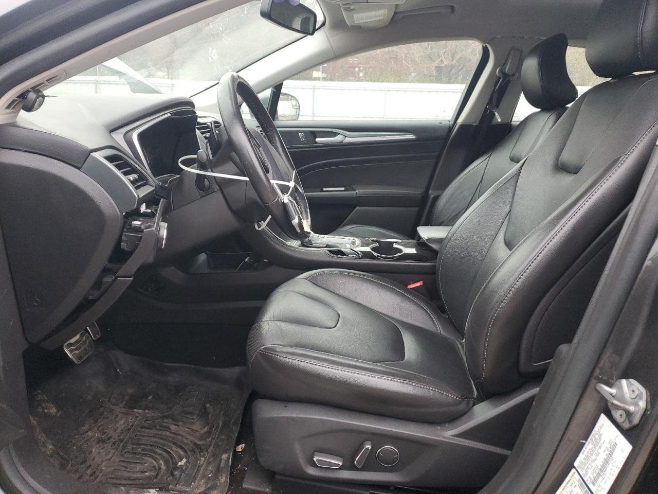 FORD FUSION TITANIUM