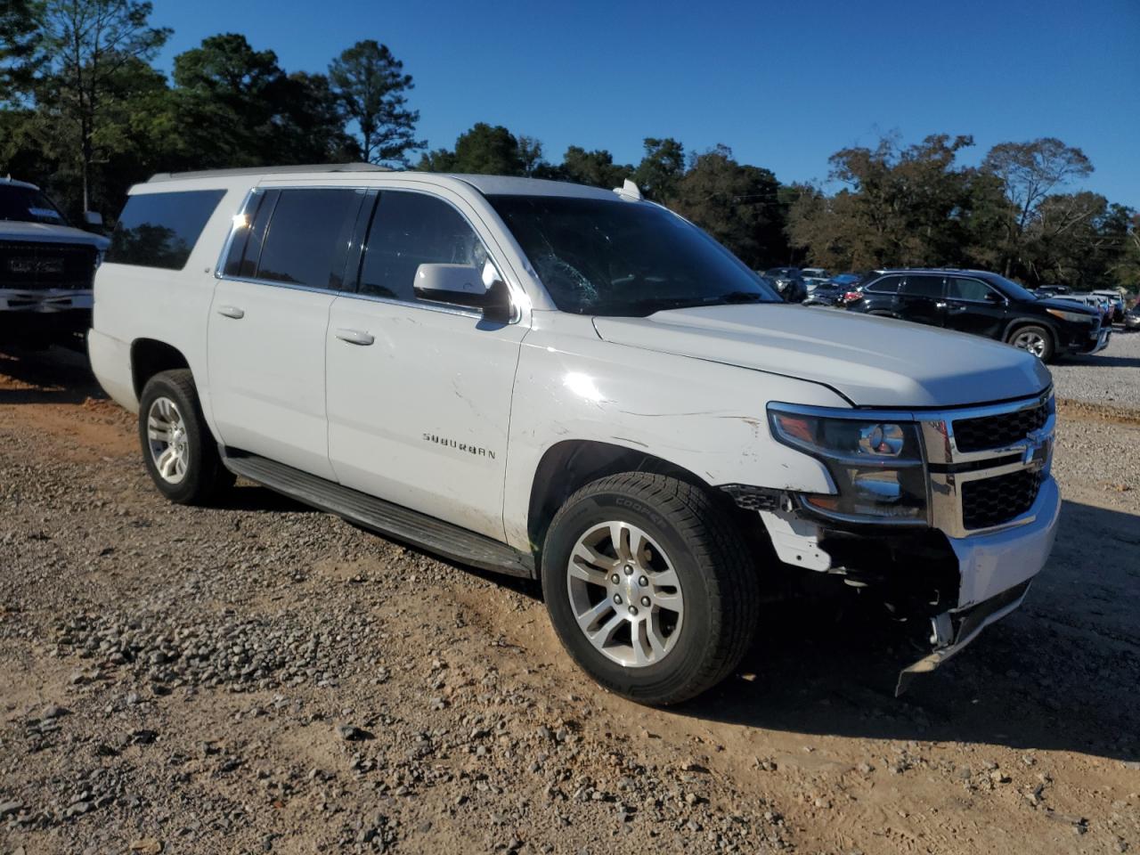 CHEVROLET SUBURBAN C1500 LT