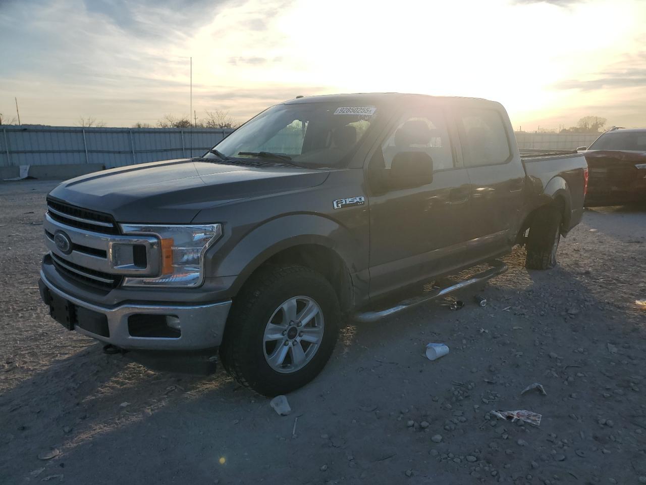 FORD F-150 SUPERCREW