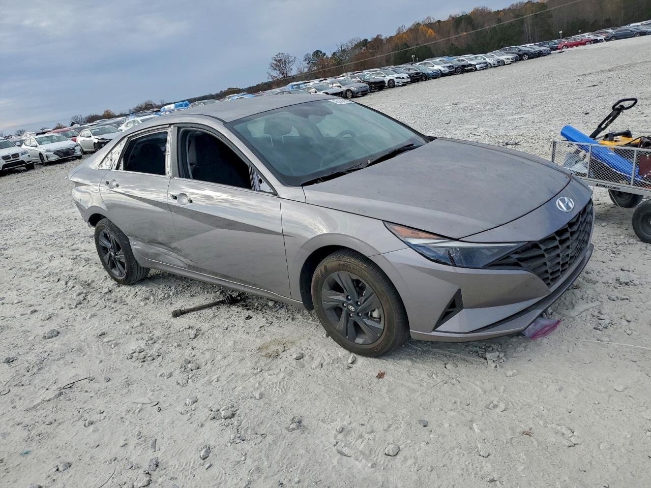 HYUNDAI ELANTRA BLUE