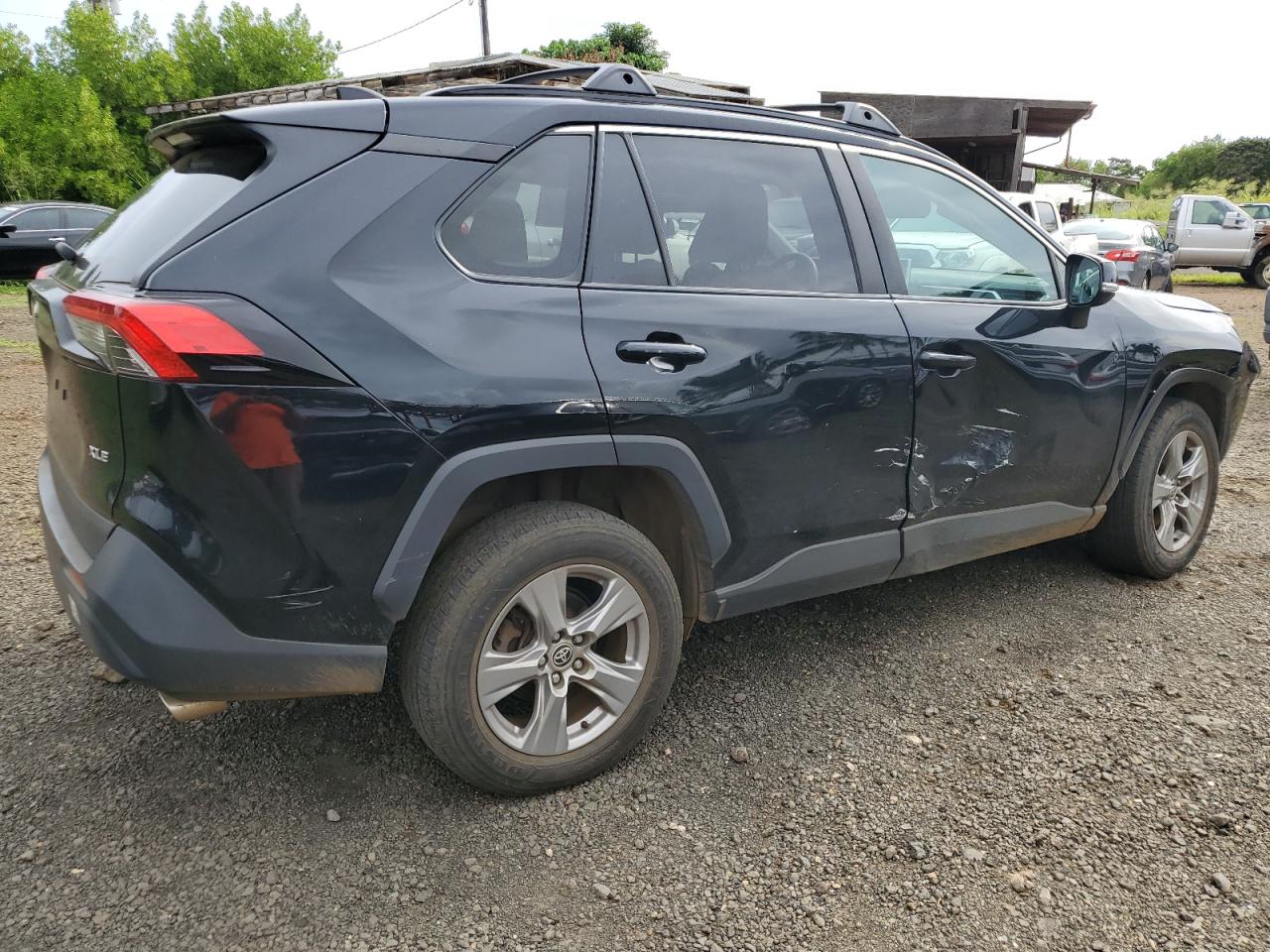 TOYOTA RAV4 XLE