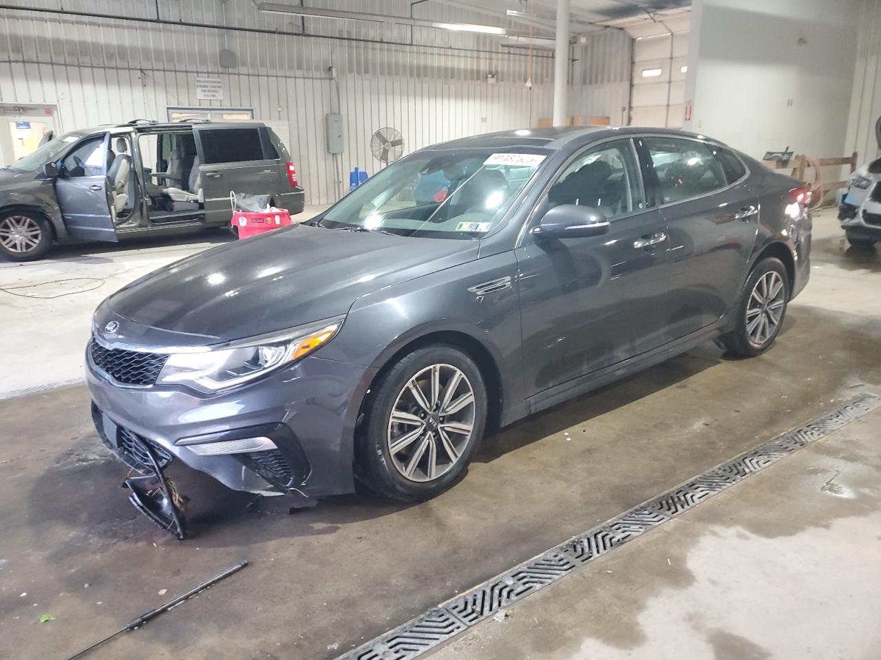 Lot #3301961455 2019 KIA OPTIMA EX