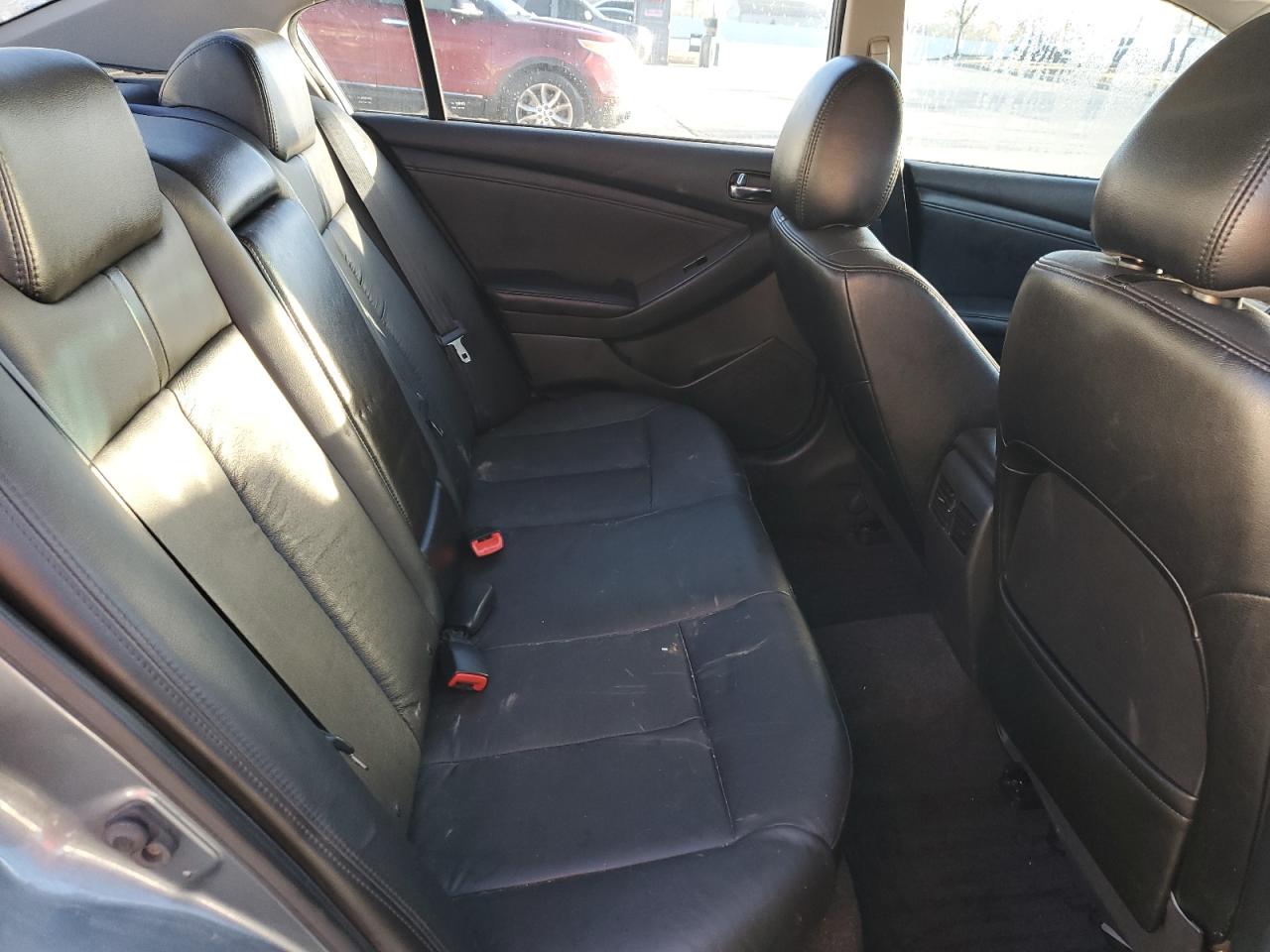 NISSAN ALTIMA BASE