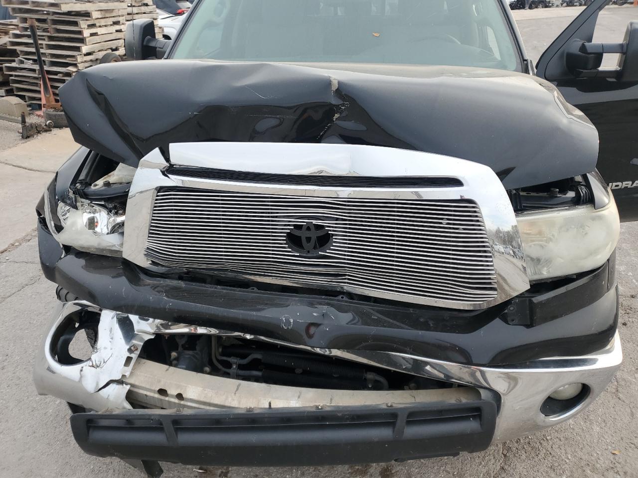 TOYOTA TUNDRA DOUBLE CAB SR5