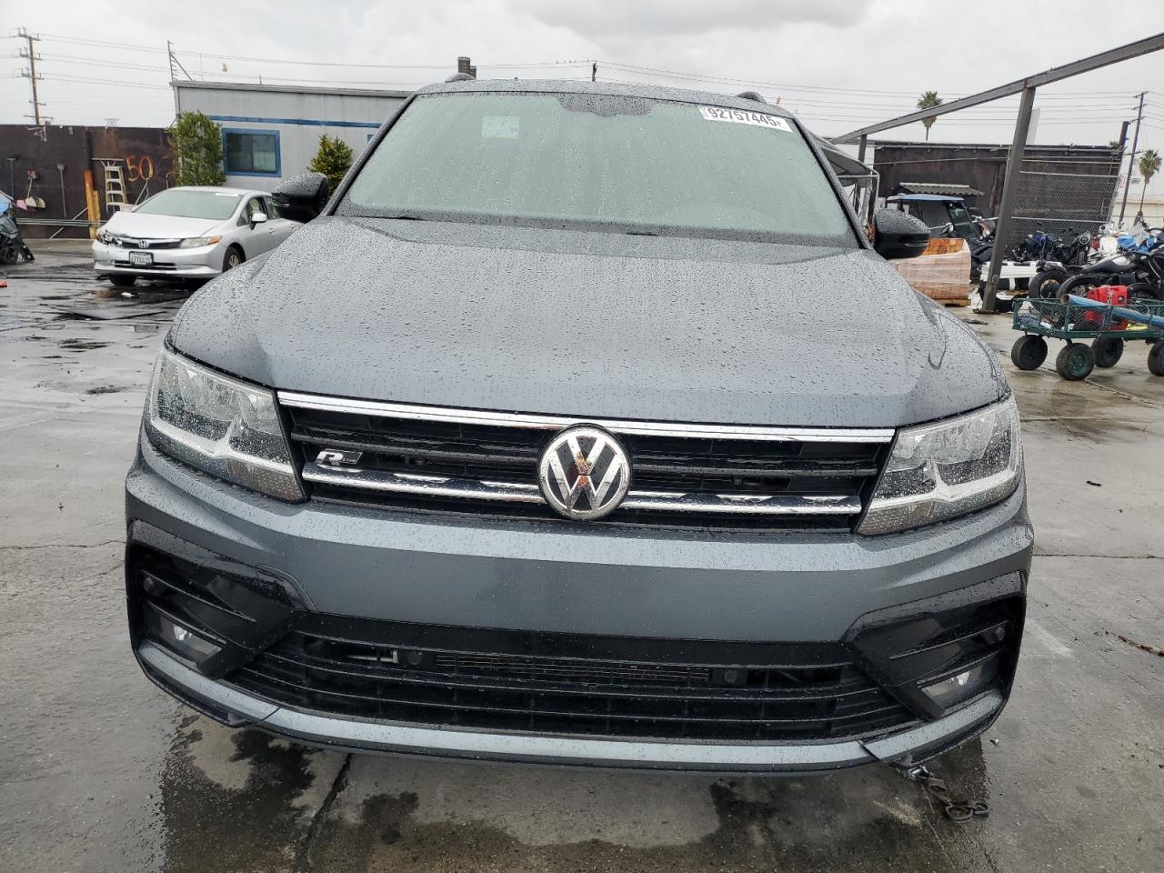 VOLKSWAGEN TIGUAN SE