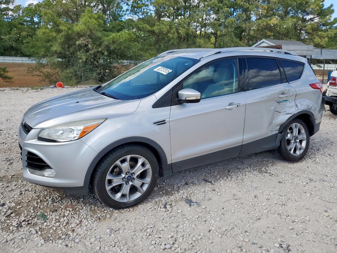 FORD ESCAPE TITANIUM