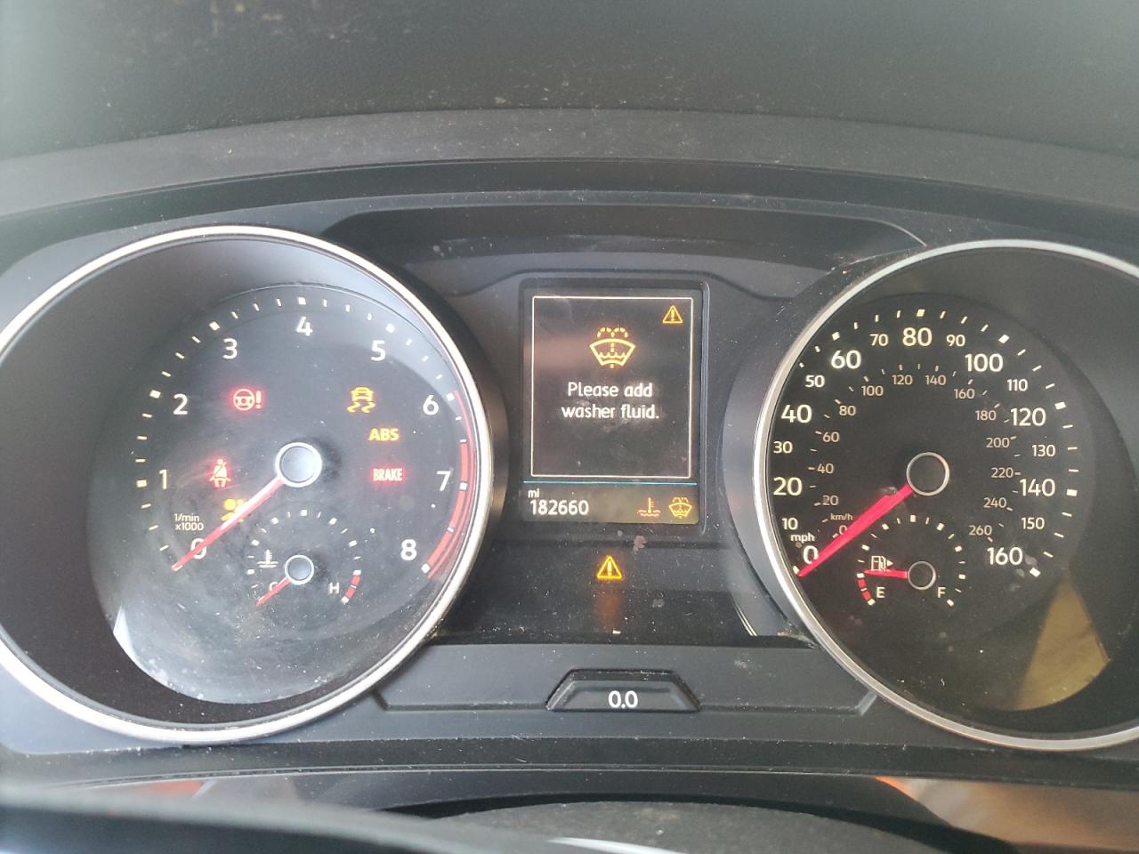 VOLKSWAGEN TIGUAN SE