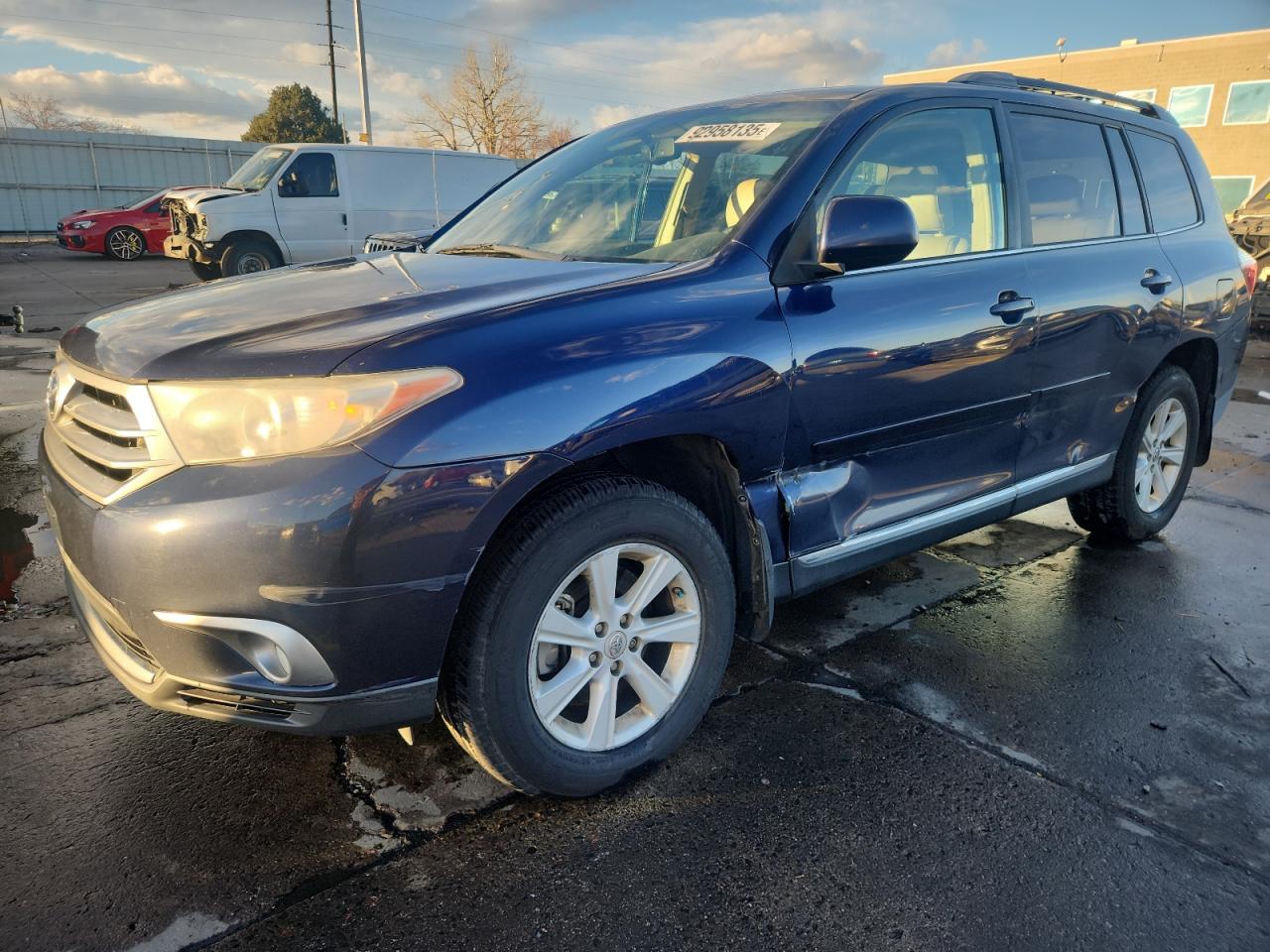 TOYOTA HIGHLANDER BASE