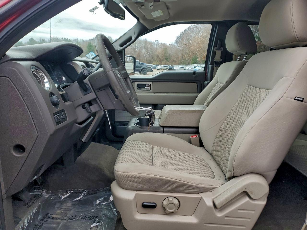 FORD F-150 SUPER CAB