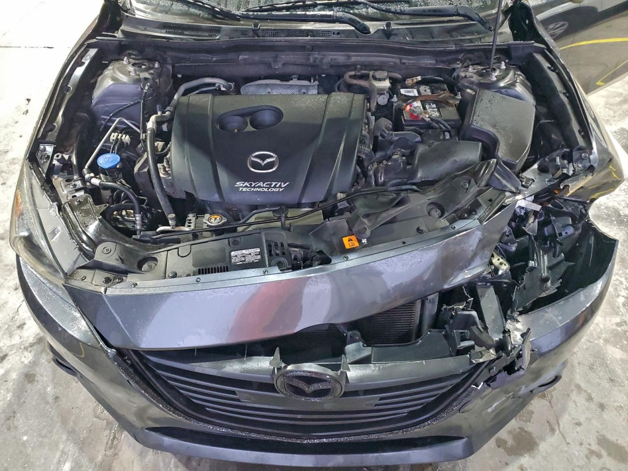 MAZDA 3 GRAND TOURING