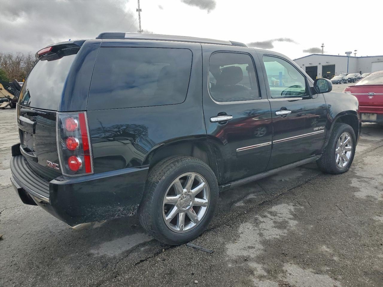 GMC YUKON DENALI
